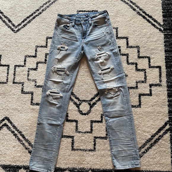 American Eagle Men’s Slim Destroyed Ripped Light-Wash Jeans 30x34 Like-New - Picture 1 of 4